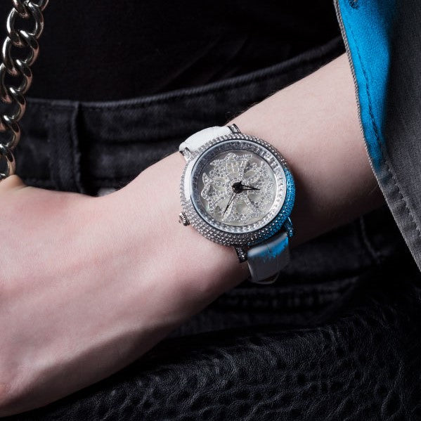 LILY 40MM WHITE x SILVER <革ベルト>